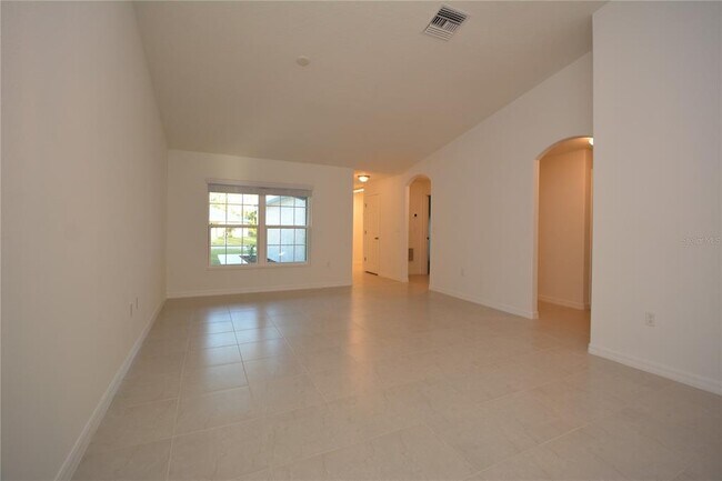 Building Photo - 121 Ullian Trail