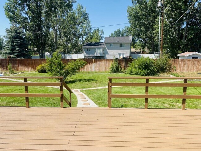 Building Photo - 1920 Sabin Dr