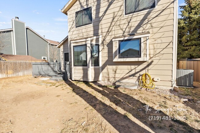 Building Photo - 2770 Richmond Dr