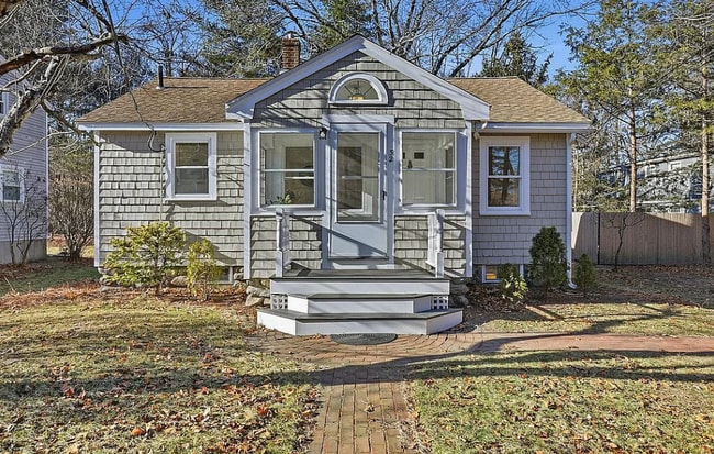 Building Photo - 32 Bolton St