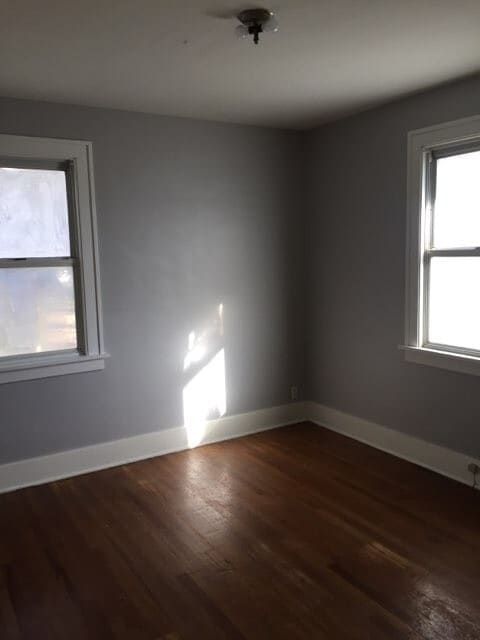 Building Photo - COMING SOON!! 2 bed 1 bath Moline home with garage!