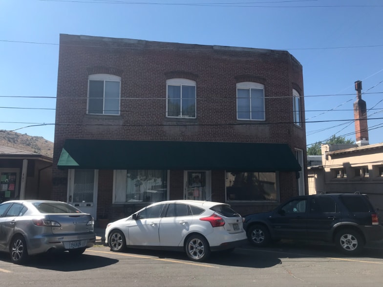 Building Photo - 411 N 1st St