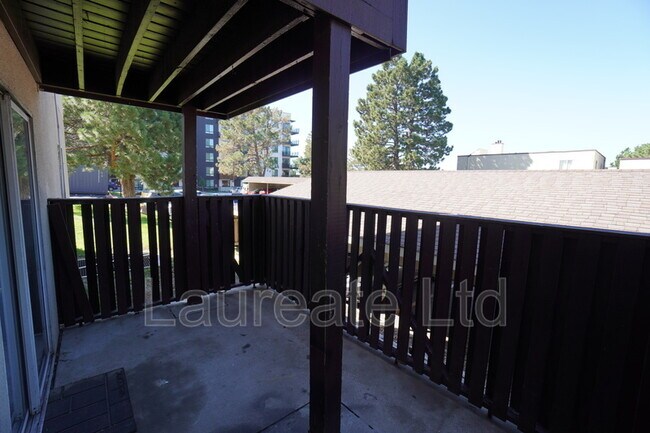 Building Photo - 9995 E Harvard Ave