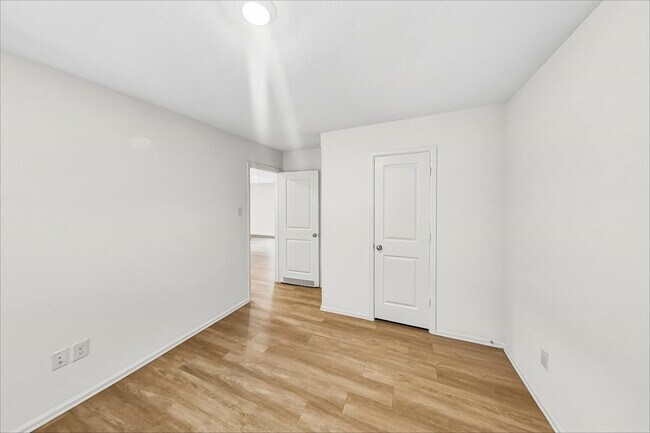 Building Photo - 22276 Stoney Ravine Dr