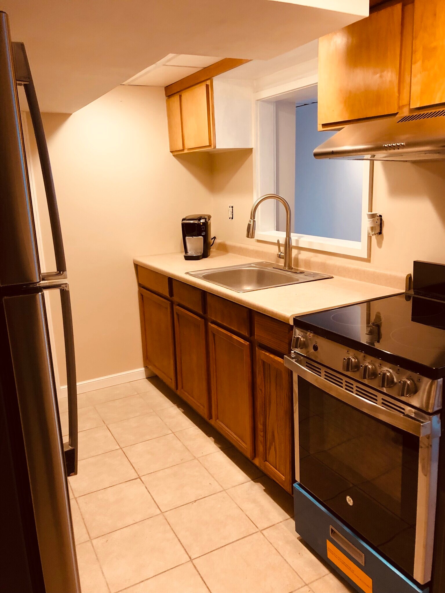 Building Photo - 375 Boston St