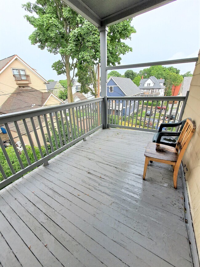 Building Photo - 92 Waumbeck St