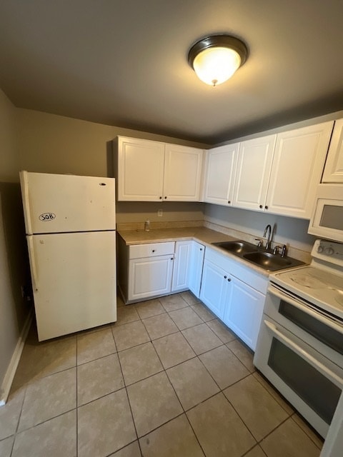 Building Photo - Deerfield Village Apartments