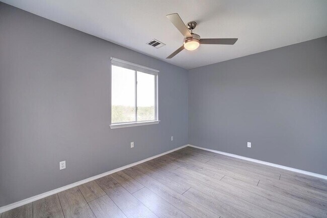 Building Photo - 15004 Sassafras Trail