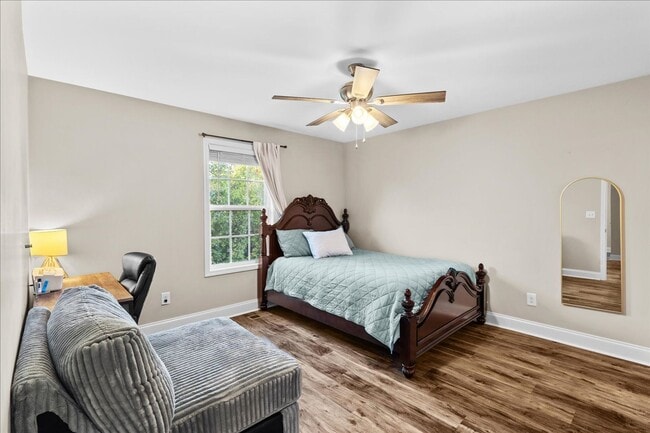 Building Photo - Pristine 3 Bed 2 Bath Home in Dalton