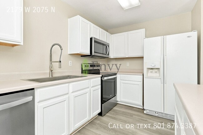 Building Photo - 2179 W 2075 N