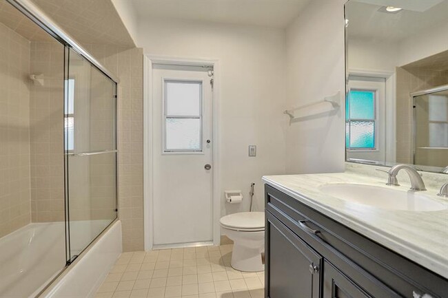 Building Photo - 21349 Placida Terrace