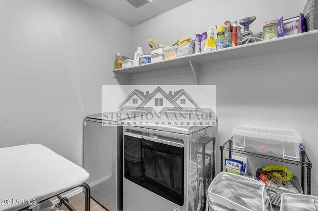 Building Photo - 27406 172nd Ave