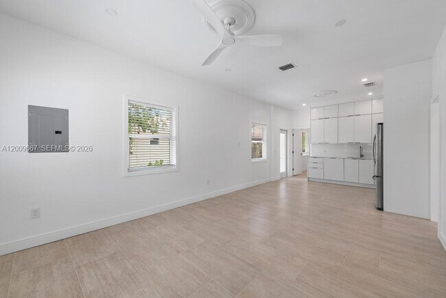 Building Photo - 3759 Florida Ave