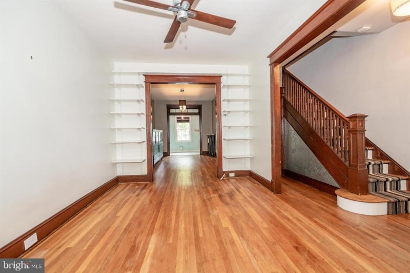 Building Photo - 1127 Trinidad Ave NE