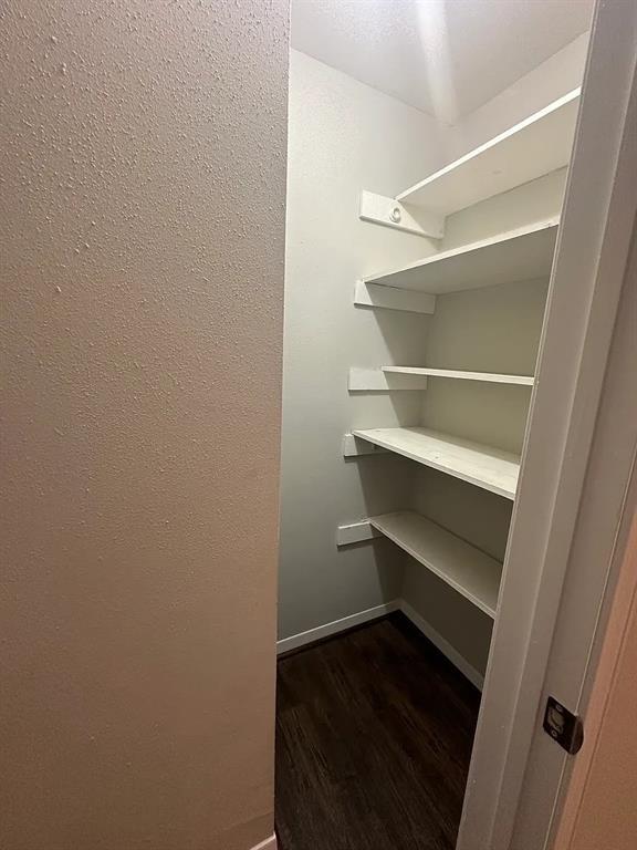 Building Photo - 9505 Fondren Rd