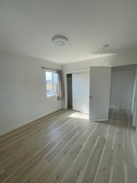 Building Photo - 2019 Arlington Ave