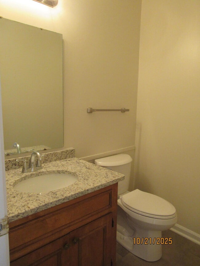 Building Photo - 22 Hackberry Ct