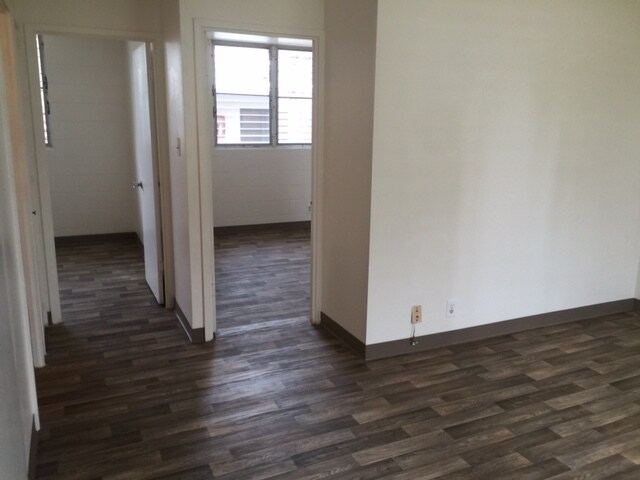 Building Photo - 812 Ekela Ave