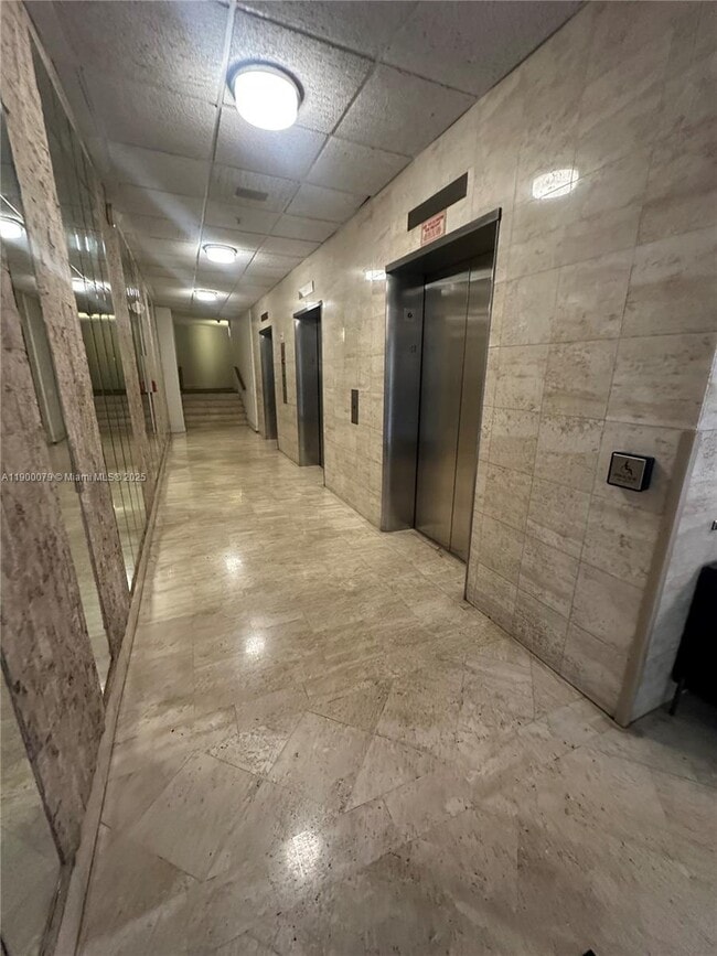 Building Photo - 2750 NE 183rd St