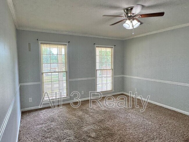 Building Photo - 5733 Hitching Post Ct