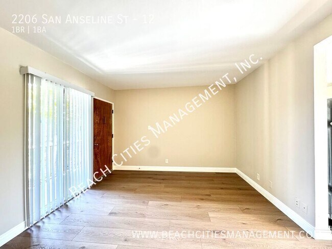 Building Photo - 2206 San Anseline Ave