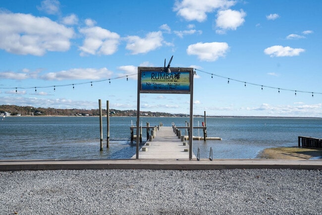 Building Photo - 18 Maryland Blvd