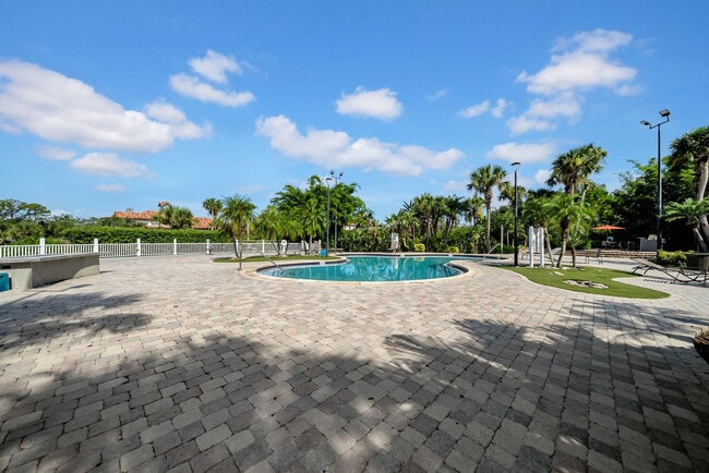 Building Photo - 7607 Southern Brook Bend