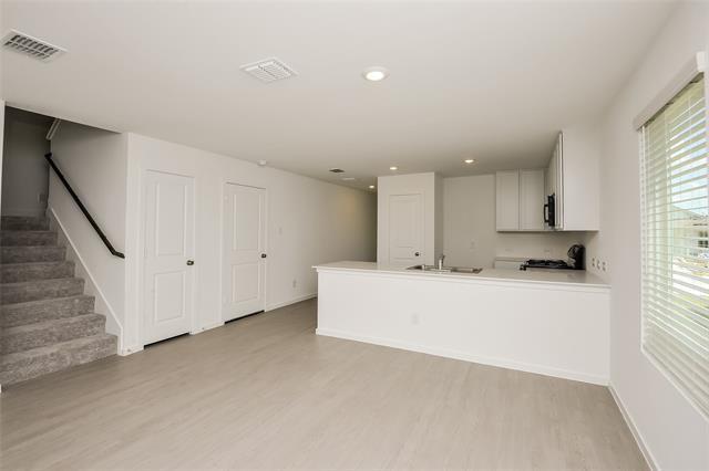 Building Photo - 2749 Mistwood Drive