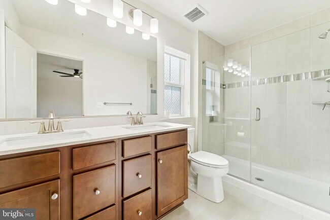 Building Photo - 1470 Rdg Trl Cir