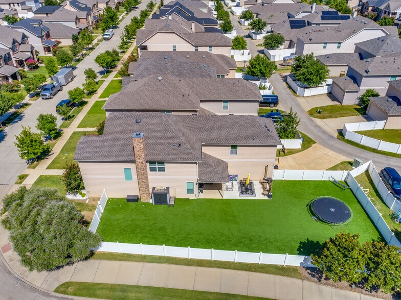 Building Photo - 1000 Marietta Ln