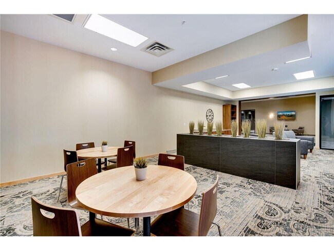 Building Photo - 1240 S 2nd St