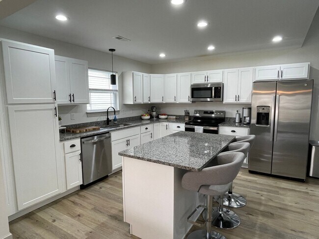 Building Photo - Built in 2025 3 Bed 2 Bath FOR RENT