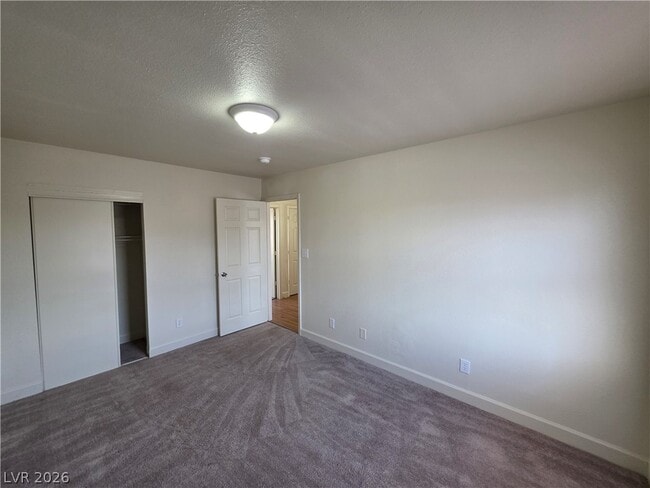 Building Photo - 1590 Mustang Dr