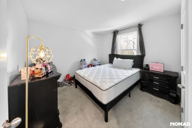 Building Photo - 41 Teatree Ln