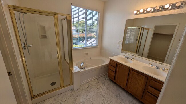 Building Photo - 4-Bedroom Danville Home in Quiet Cul-De-Sac | Prime Tassajara Location Top Schools