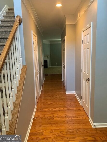 Building Photo - 5054 Lower Elm St