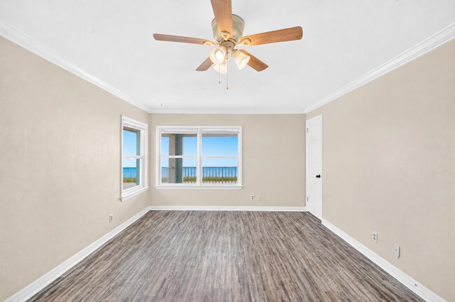 Building Photo - 2760 Ocean Shore Blvd