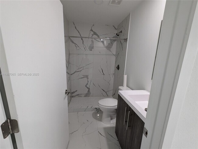 Building Photo - 26124 SW 146th Ave