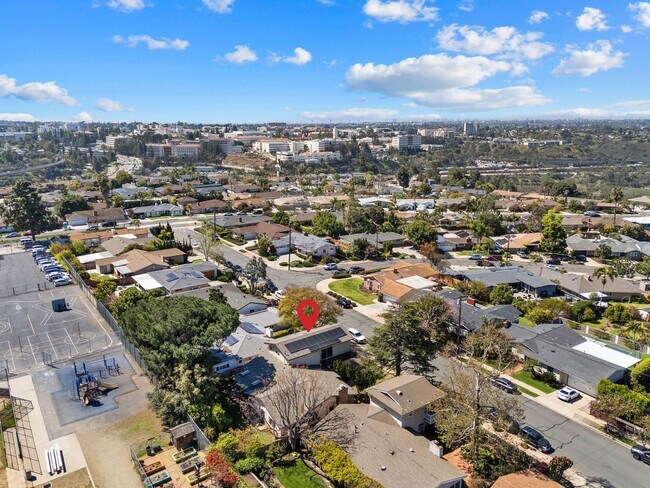 Building Photo - Lovely Del Cerro Home w/Solar and A/C
