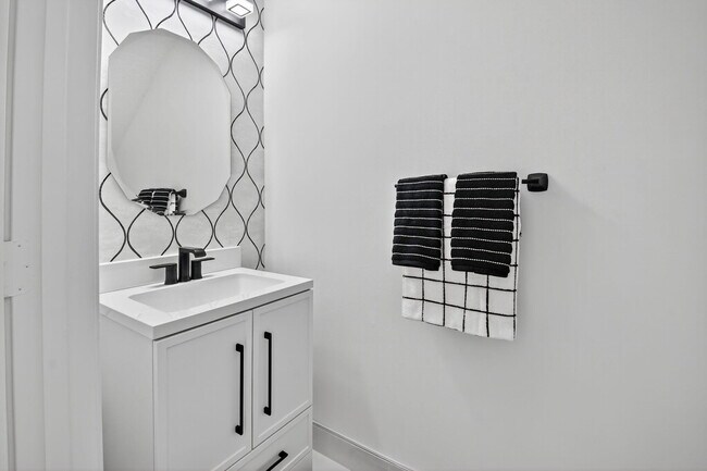 Building Photo - 16081 Poppy Seed Cir