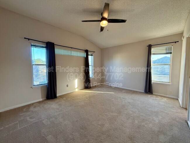 Building Photo - 3785 Union Pacific Dr E