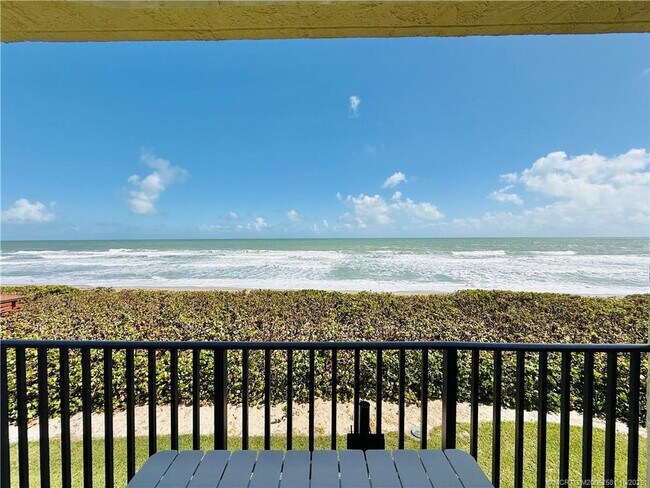 Building Photo - 7440 S Ocean Dr