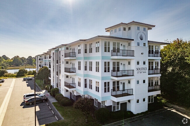 Building Photo - Solstice at Bay Oaks