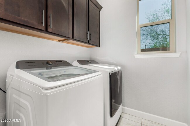 Building Photo - 11905 W Creosote Dr