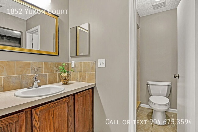 Building Photo - 1852 Yukon Ct