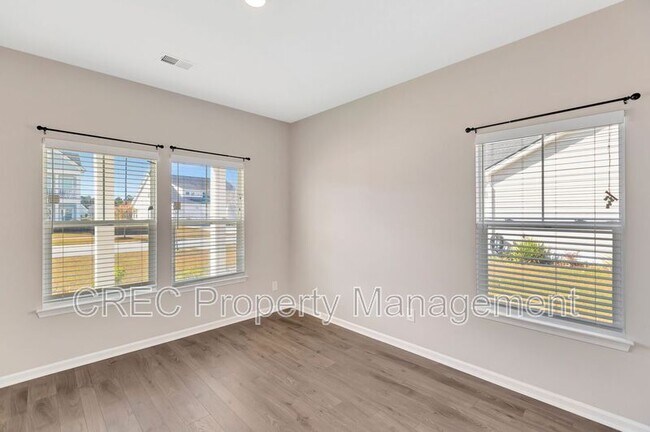 Building Photo - 436 Richfield Wy