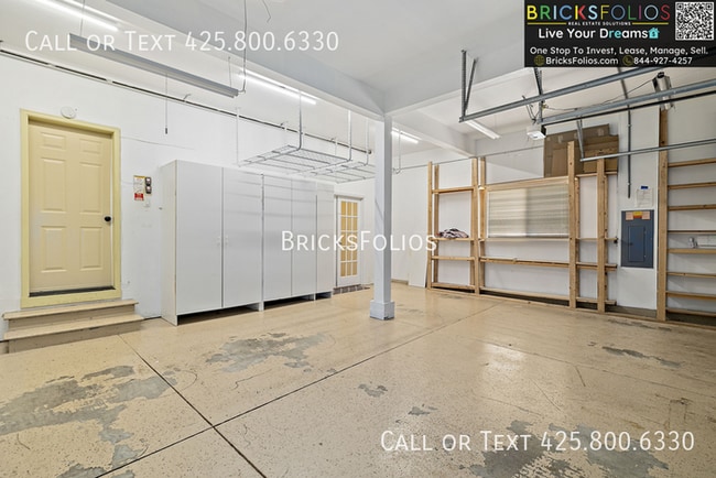 Building Photo - Redmond Ridge Luxury Living | East-Facing Murray Franklyn Gem