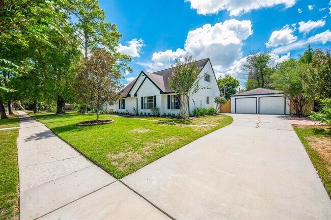 Building Photo - 12507 Whittington Dr
