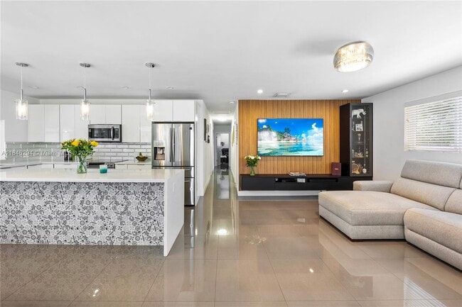 Building Photo - 13800 SW 78th Pl