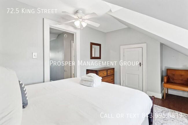 Building Photo - 3BR/2BA Furnished Apartment South Of Broad